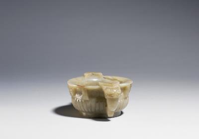 图片[2]-Jade gui-shaped incense burner with vertical linear pattern, Ming to Qing dynasty (1368-1911)-China Archive